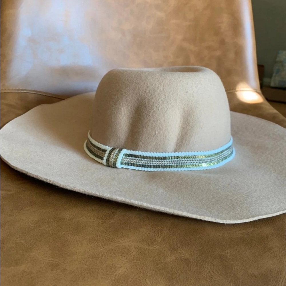 Beige Floppy fedora Hat 100% Wool